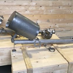 Schwenkrohranlagen DN100 aus Edelstahl <br/>
<a href="https://www.protego.com/de/produkte/detail/FSUbyUniversal.html" target="_blank">CLICK</a>